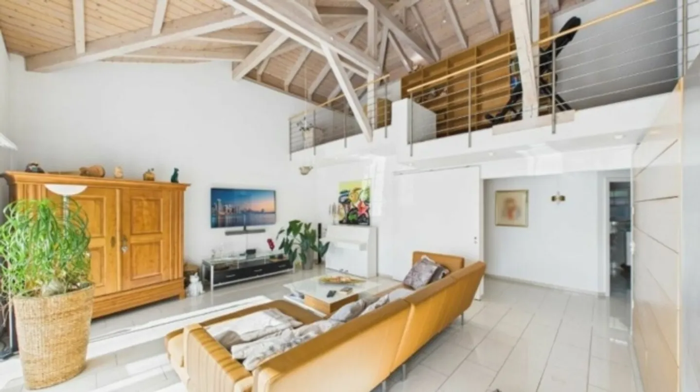 Stunning Villa with Wellness Oasis - Photo 1 of 10