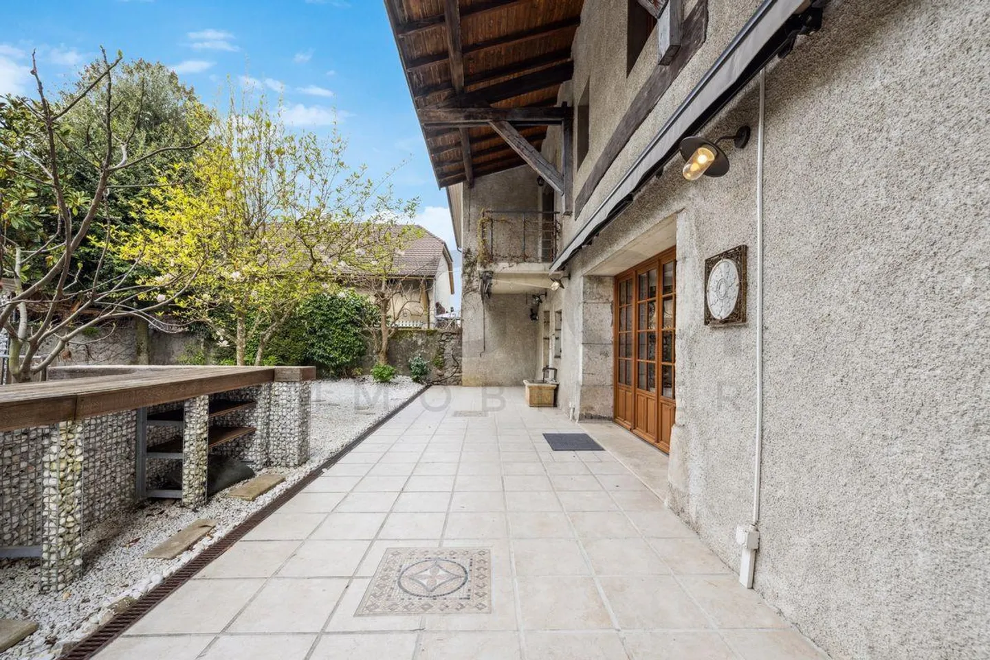 Maison du XVIIe de charme rénovée  - Charme, volumes et authenticit... - Photo 2 sur 13