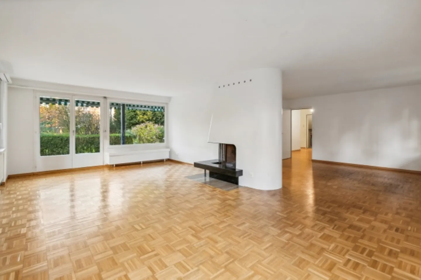 Geräumige Wohnung mit Garten Zugang - Foto 2 von 4