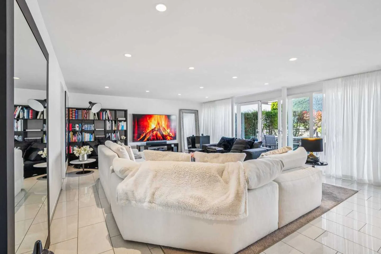 Moderne Wohnung in Einsiedeln - Foto 4 von 13