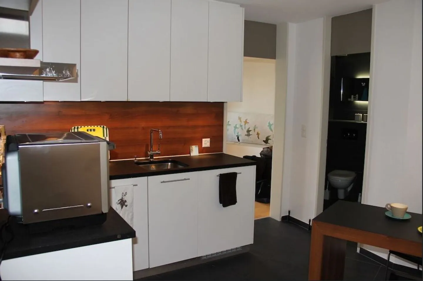 Unique Business Apartment with Lake View - Photo 5 of 8