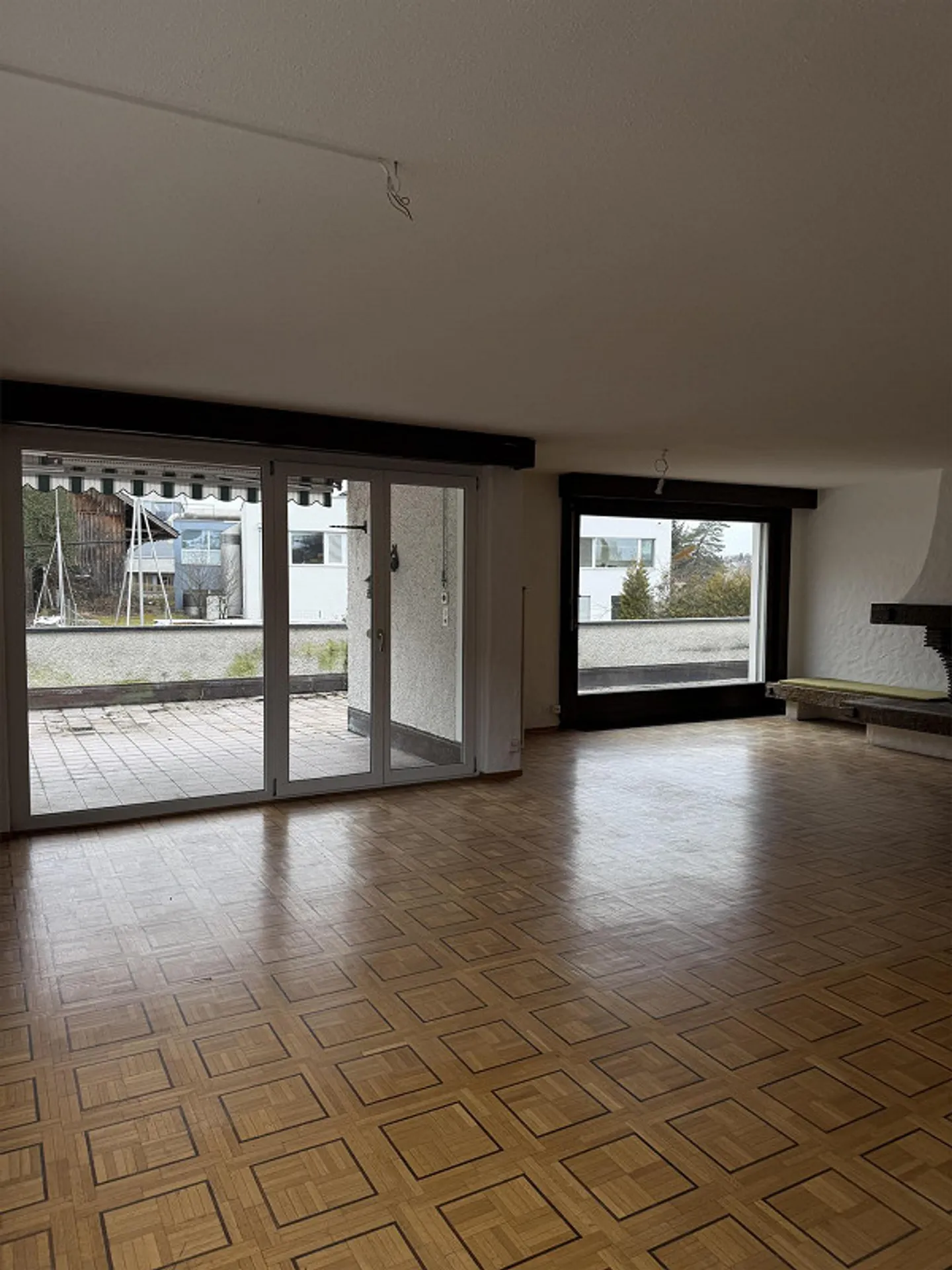 Appartamento spazioso a est della città - FRESCAMENTE RISTRUTTURATO - Foto 21 di 26