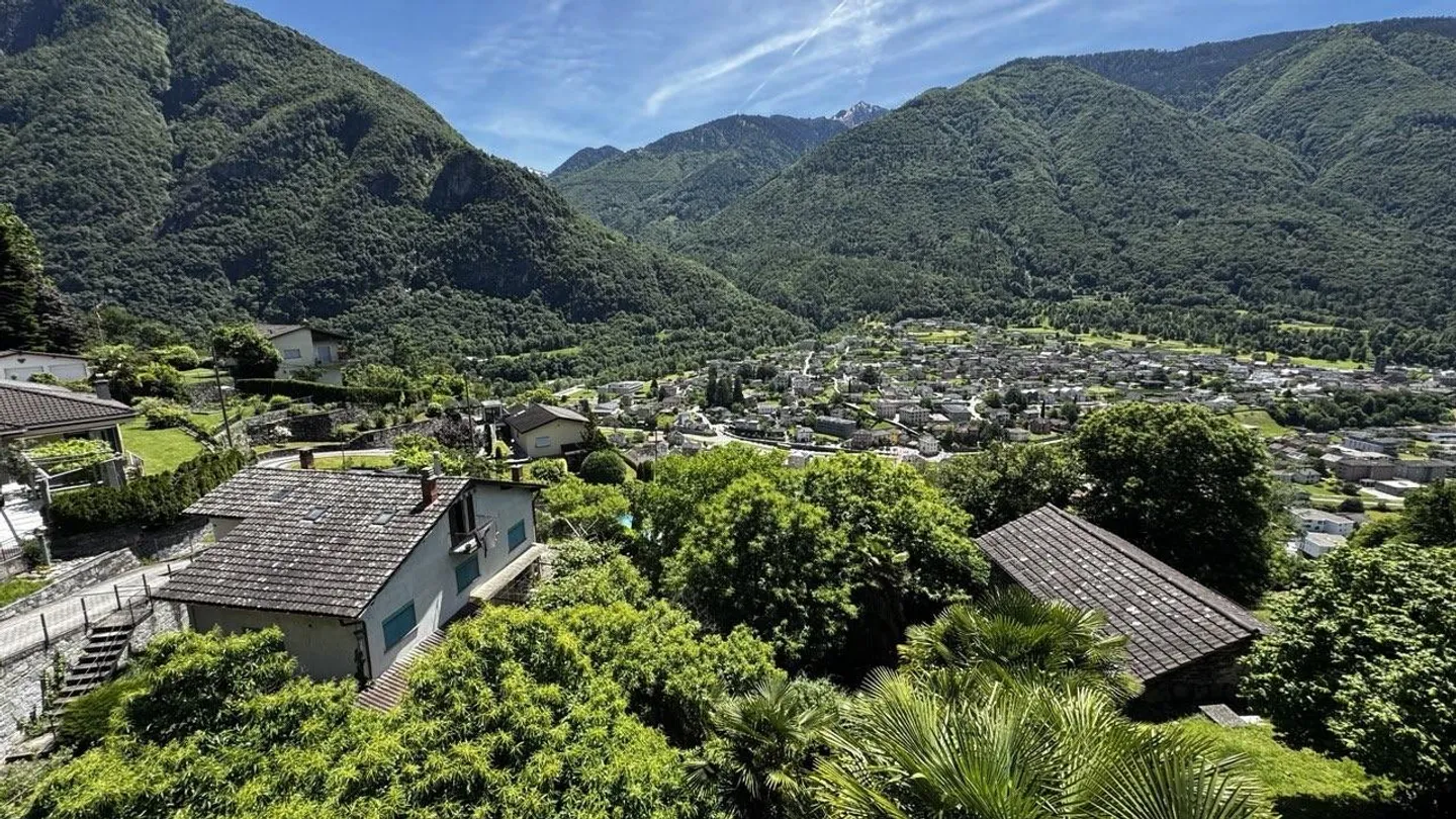 ROVEREDO - MAGNIFICENT BUILDABLE LAND IN CARASOLE - Photo 1 of 4