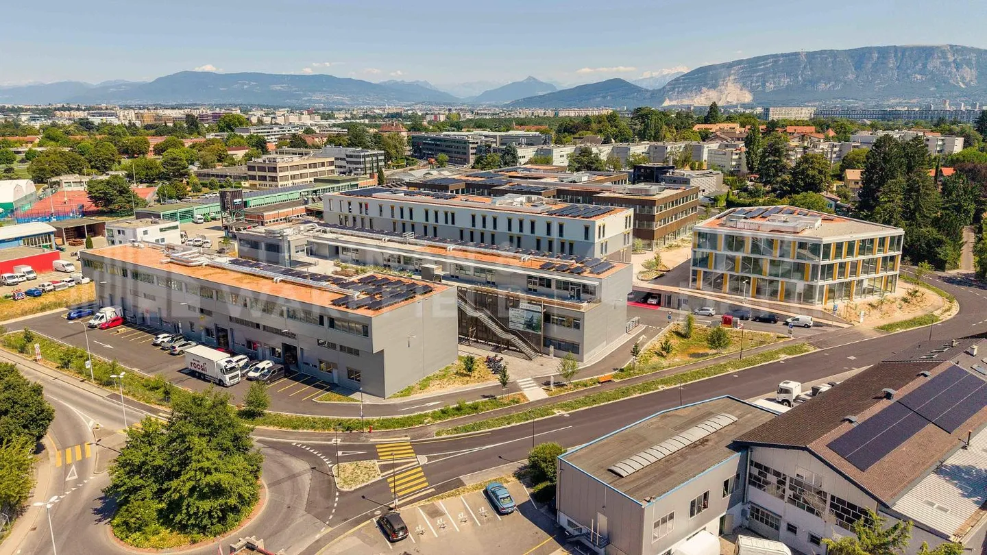 Quarz'Hub - Industrie- und Handwerksgebäude zur Miete in Vernier - Foto 10 von 13
