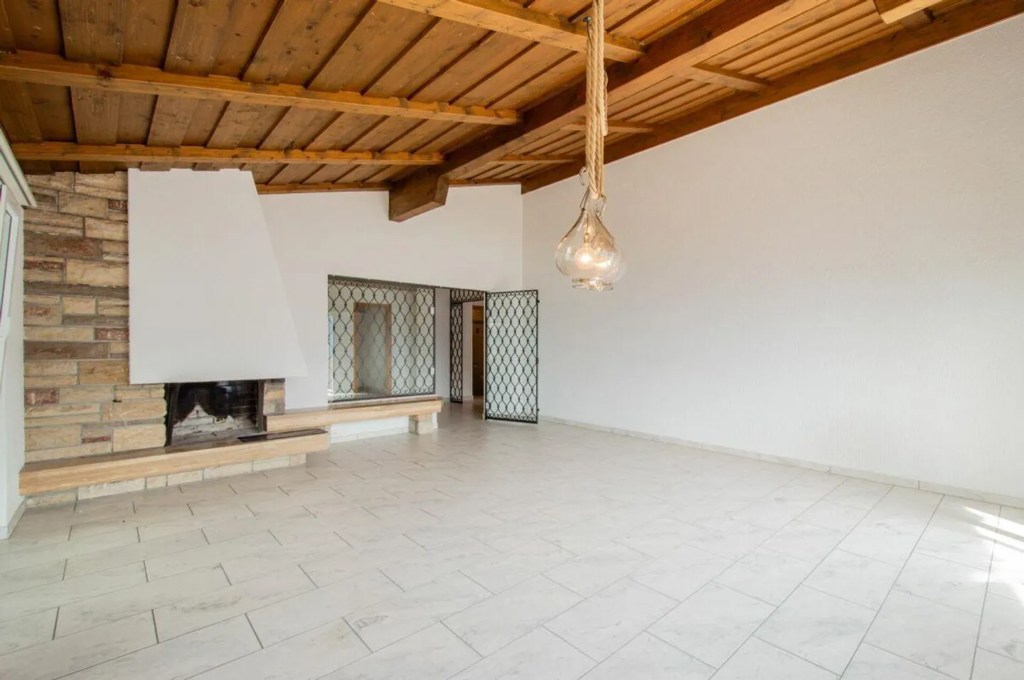 Attico con vista mozzafiato - Foto 4 di 29