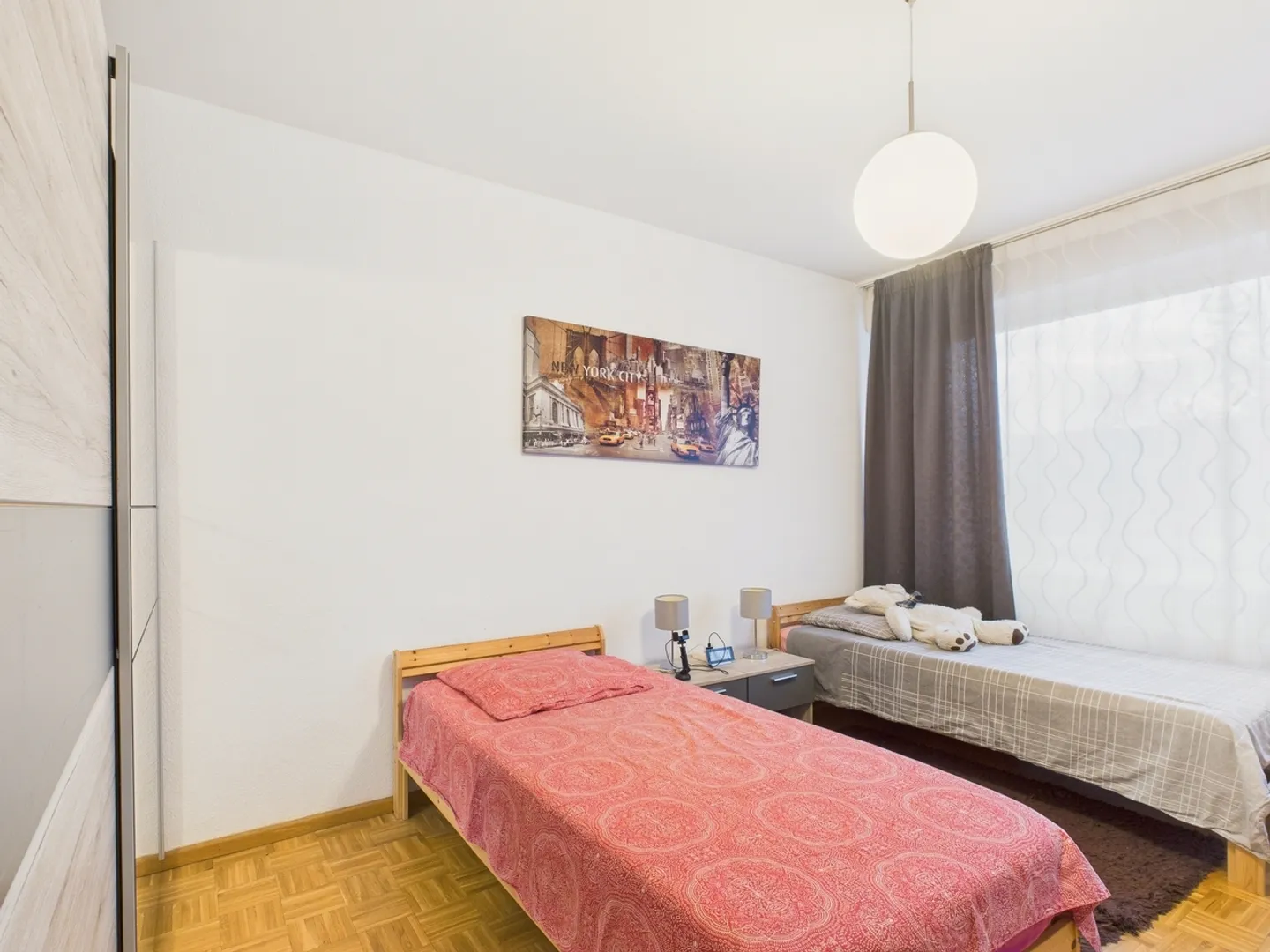 Apartment with 5.5 rooms - 165 m² - Private and tree-lined residence - Near Nations and Organizations - Geneva - Photo 6 of 11