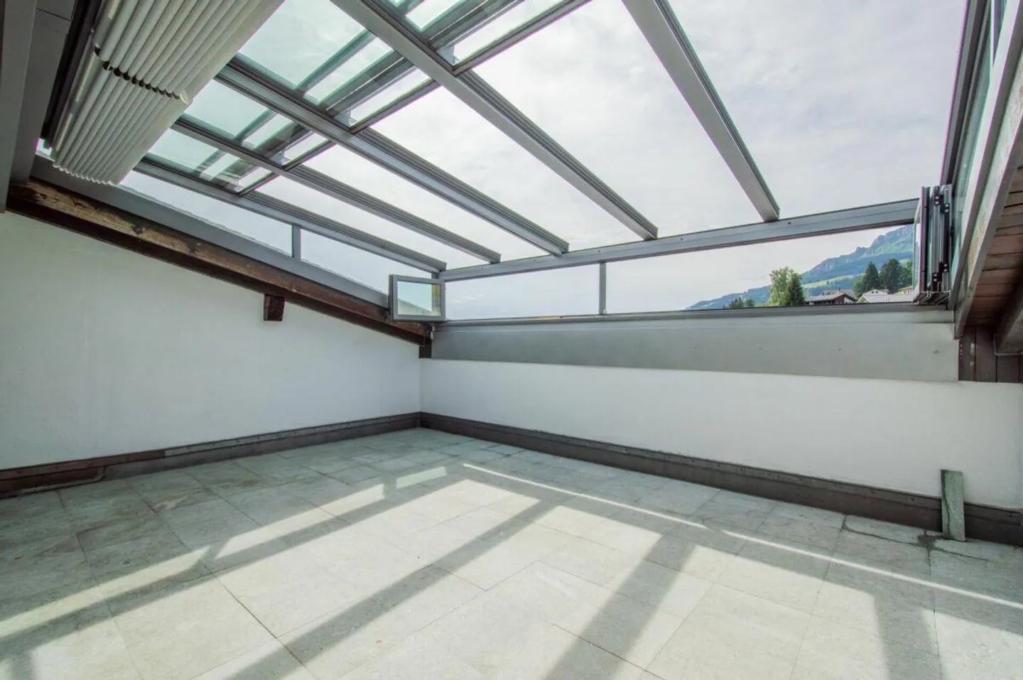 Attico con vista mozzafiato - Foto 8 di 29