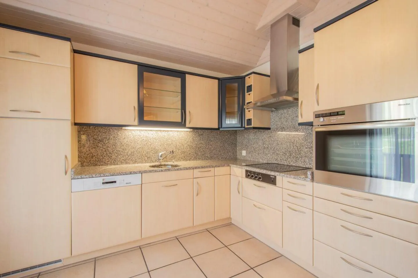 Attico con vista mozzafiato - Foto 11 di 29