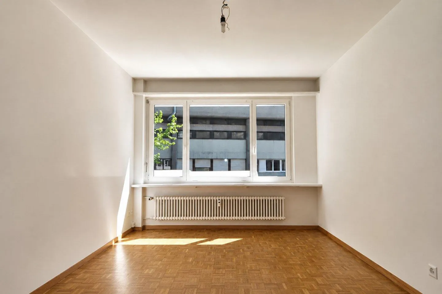 Charming 1-room apartment near the Rhine - Photo 2 of 8