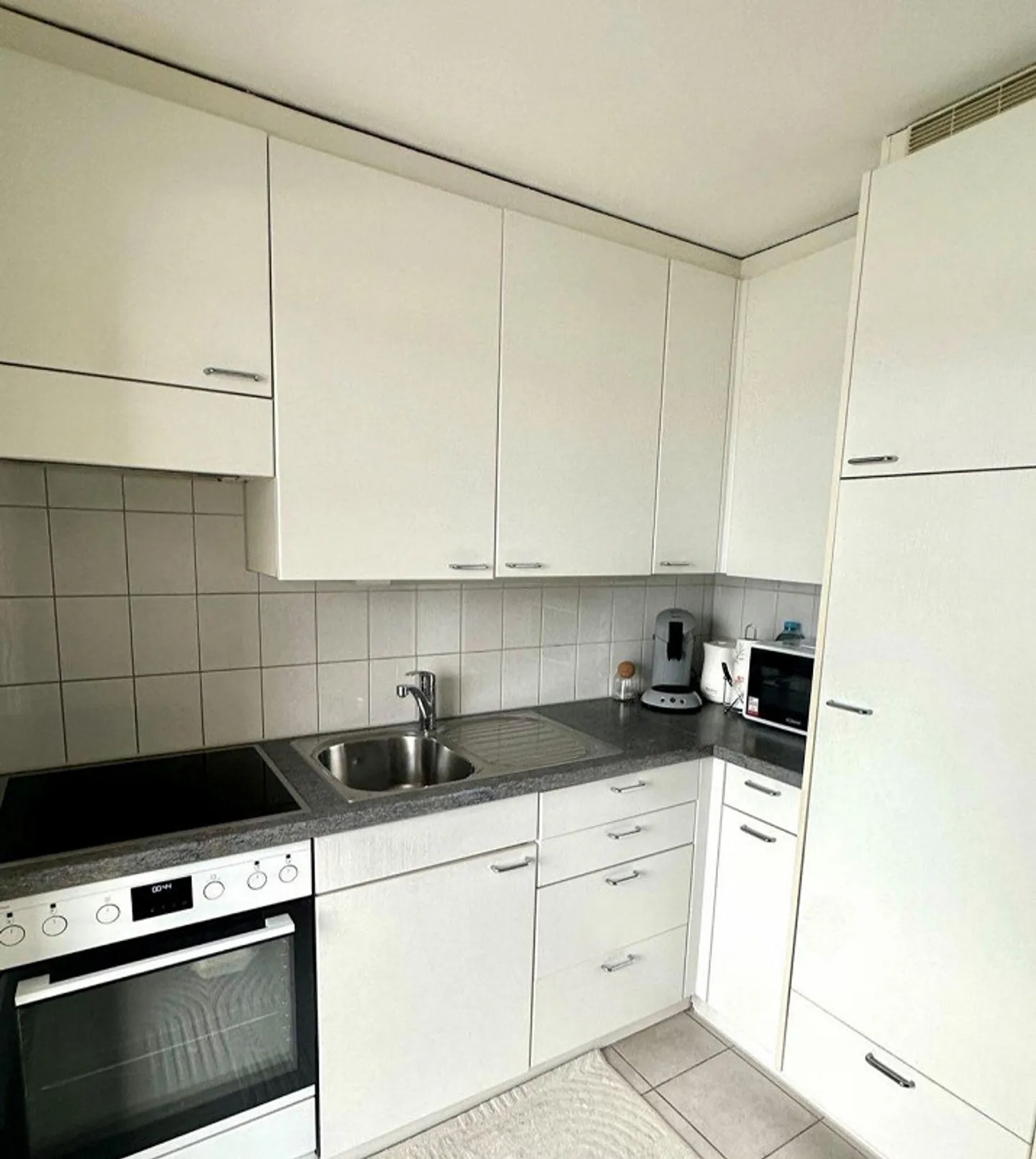 3-room apartment on the 2nd floor in Bad Zurzach for rent from now on - Photo 3 of 6