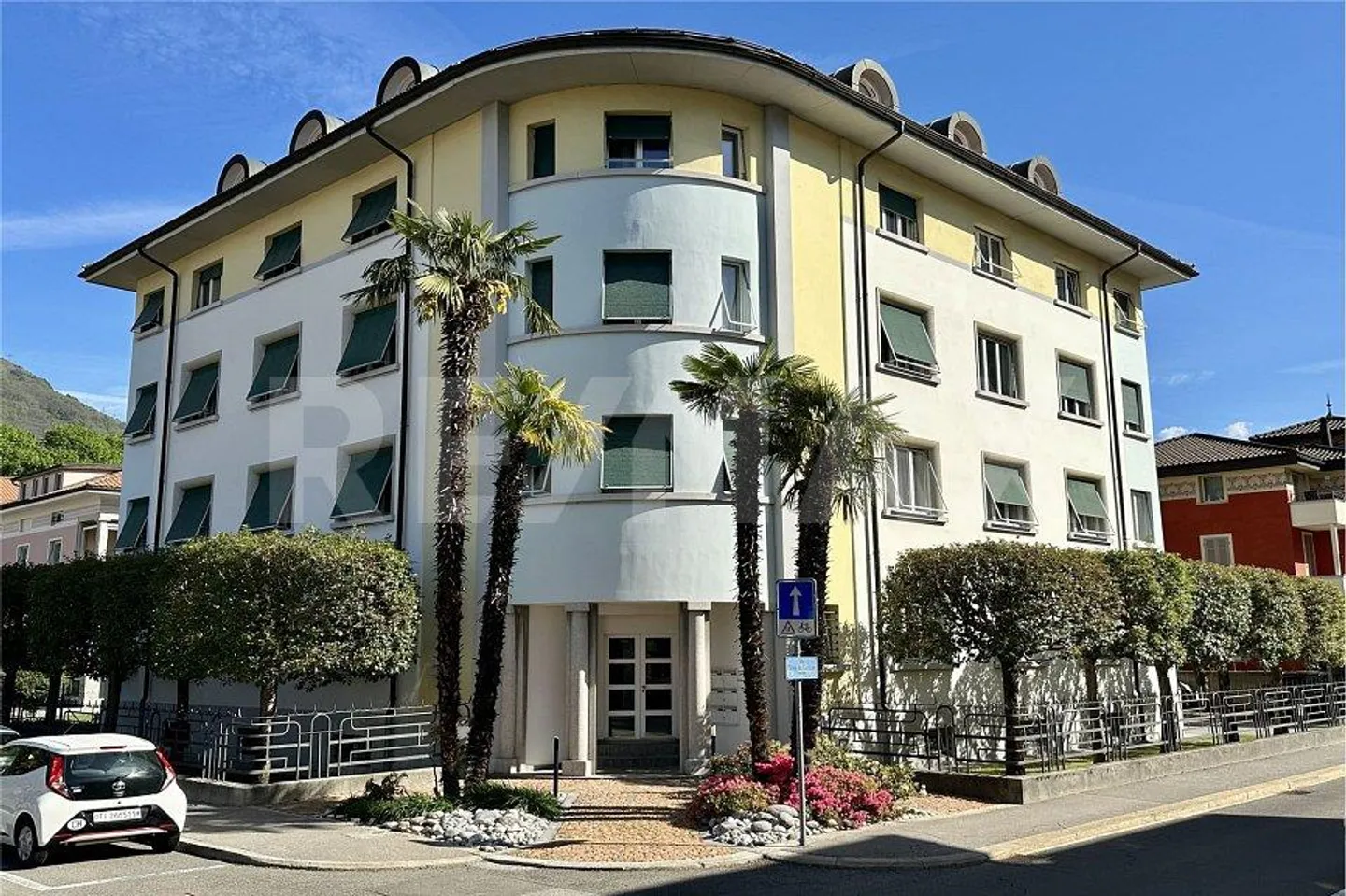 3,5-Zimmer-Wohnung in exklusiver Wohngegend im Zentrum von Bellinzona - Foto 1 von 13