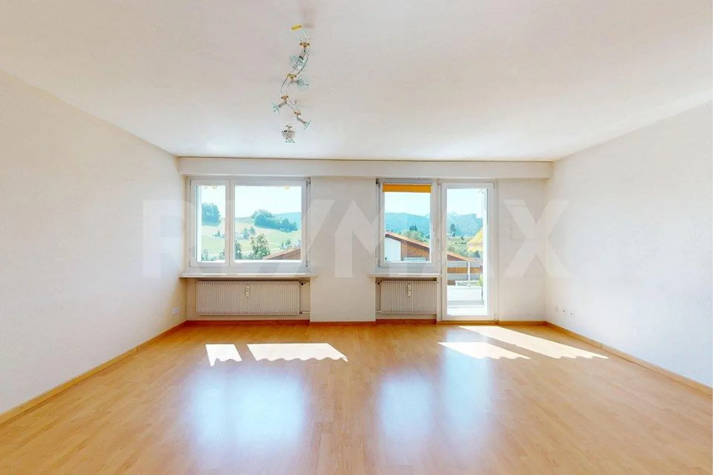 Ein Zuhause voller Licht, Weite und Geborgenheit – Ihr neues Reihen... - Foto 2 di 13
