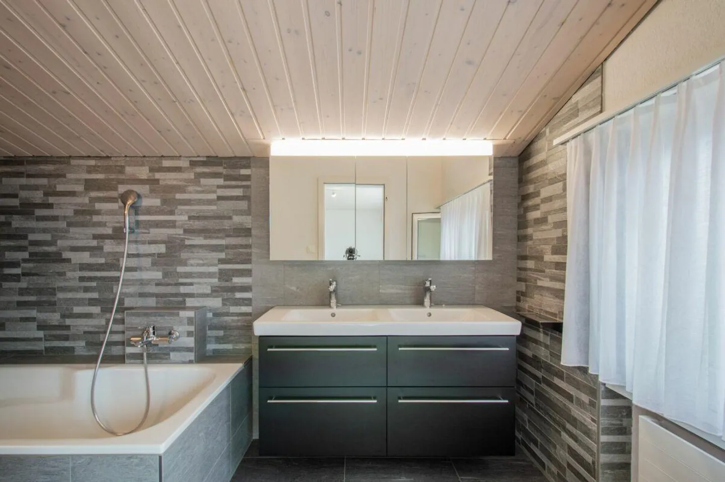 Attico con vista mozzafiato - Foto 18 di 29