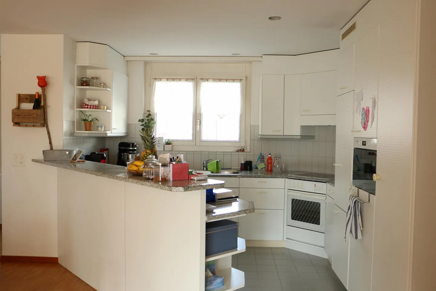 Soleggiato e tranquillo con bella vista sulla zona ricreativa e sulle montagne - Foto 8 di 19