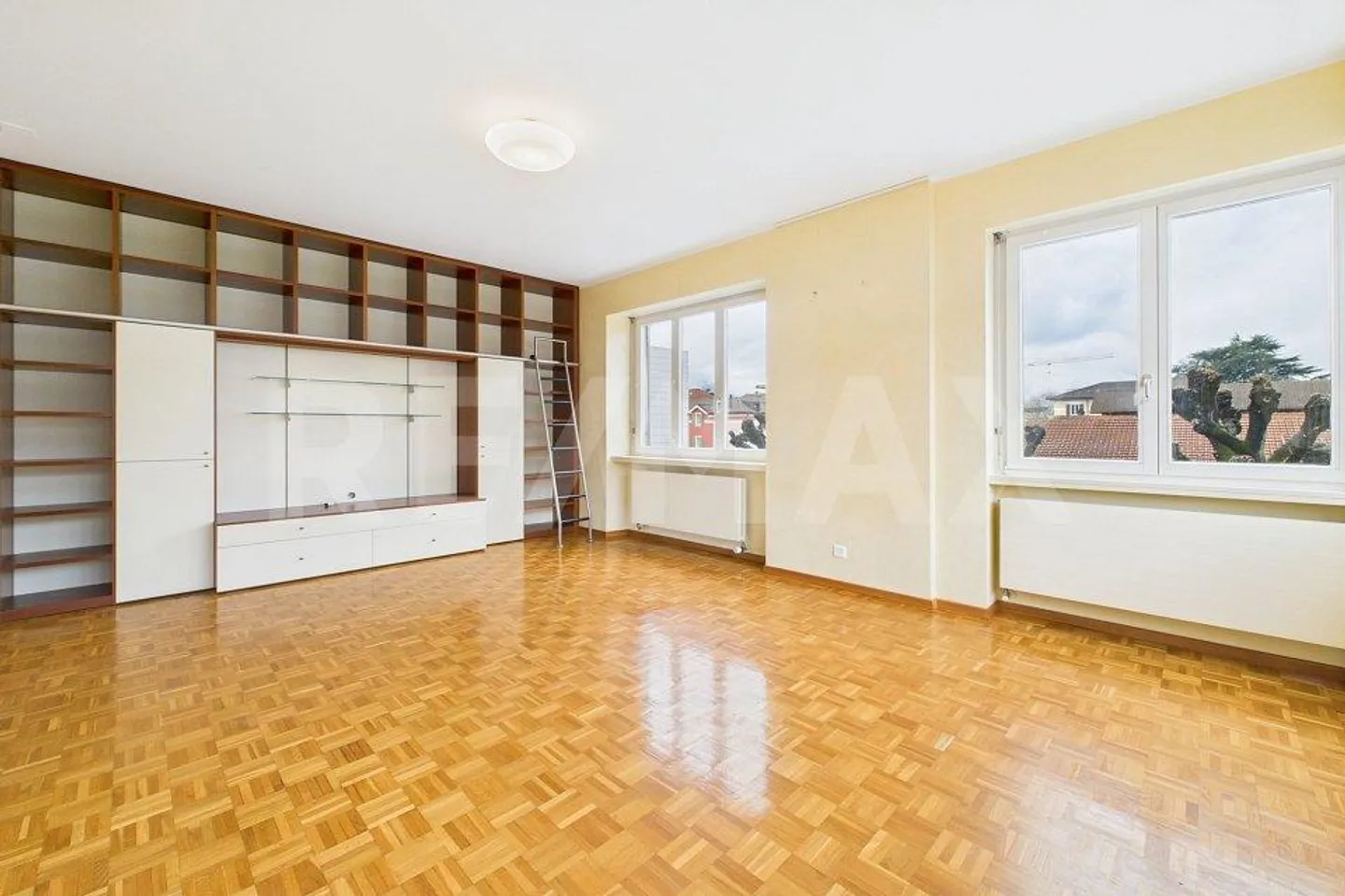 3,5-Zimmer-Wohnung in exklusiver Wohngegend im Zentrum von Bellinzona - Foto 8 von 13