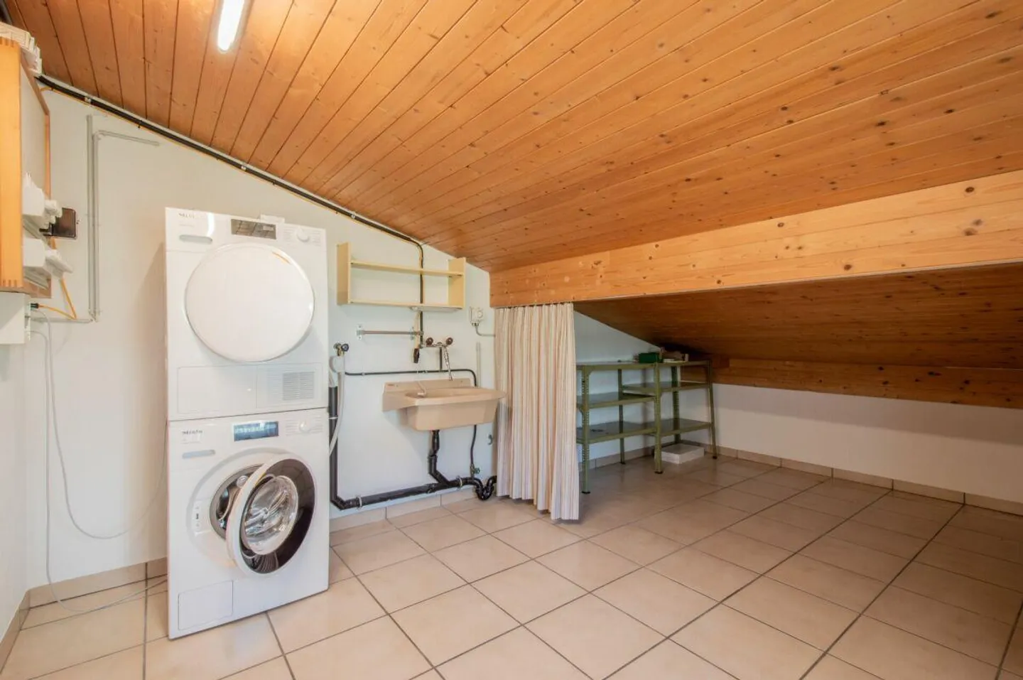 Attico con vista mozzafiato - Foto 27 di 29