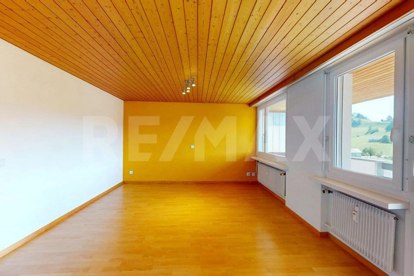 Ein Zuhause voller Licht, Weite und Geborgenheit – Ihr neues Reihen... - Foto 7 di 13