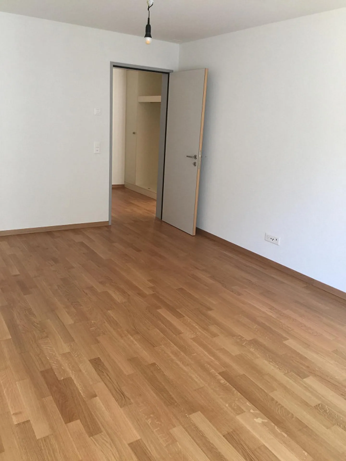 Appartamento moderno 2.5 locali in centro città - 1° piano - Foto 6 di 6