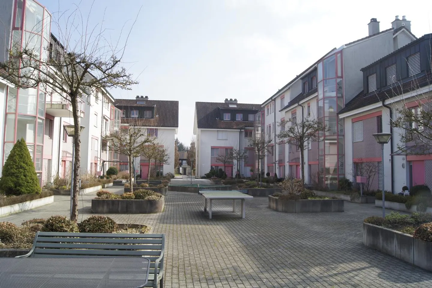 Soleggiato e tranquillo con bella vista sulla zona ricreativa e sulle montagne - Foto 19 di 19