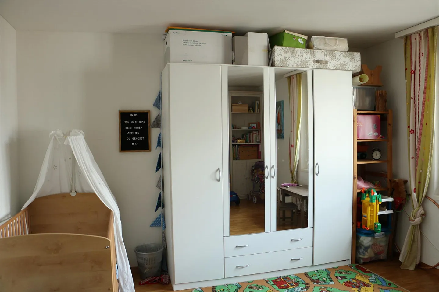 Soleggiato e tranquillo con bella vista sulla zona ricreativa e sulle montagne - Foto 13 di 19