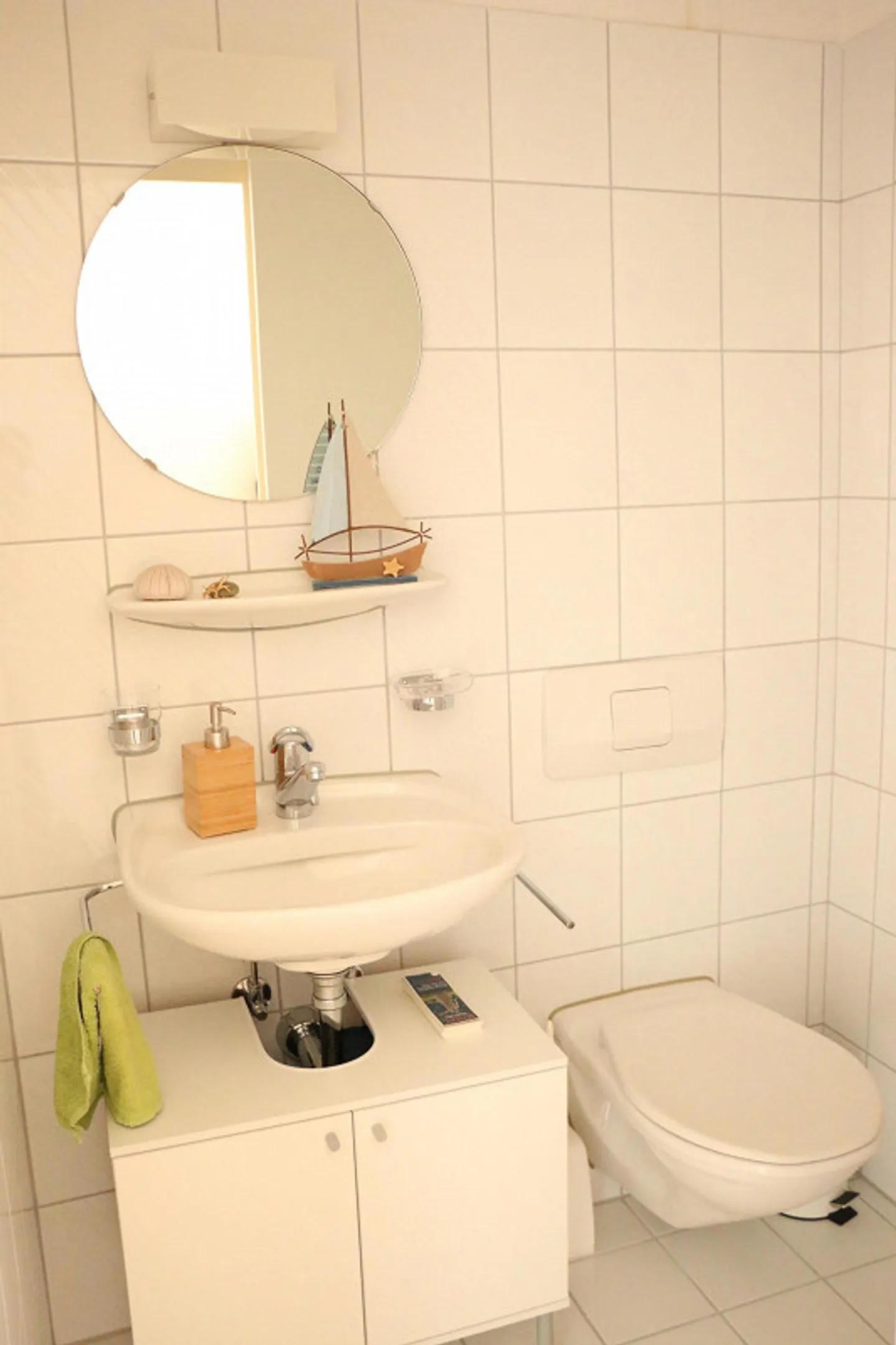 Soleggiato e tranquillo con bella vista sulla zona ricreativa e sulle montagne - Foto 15 di 19