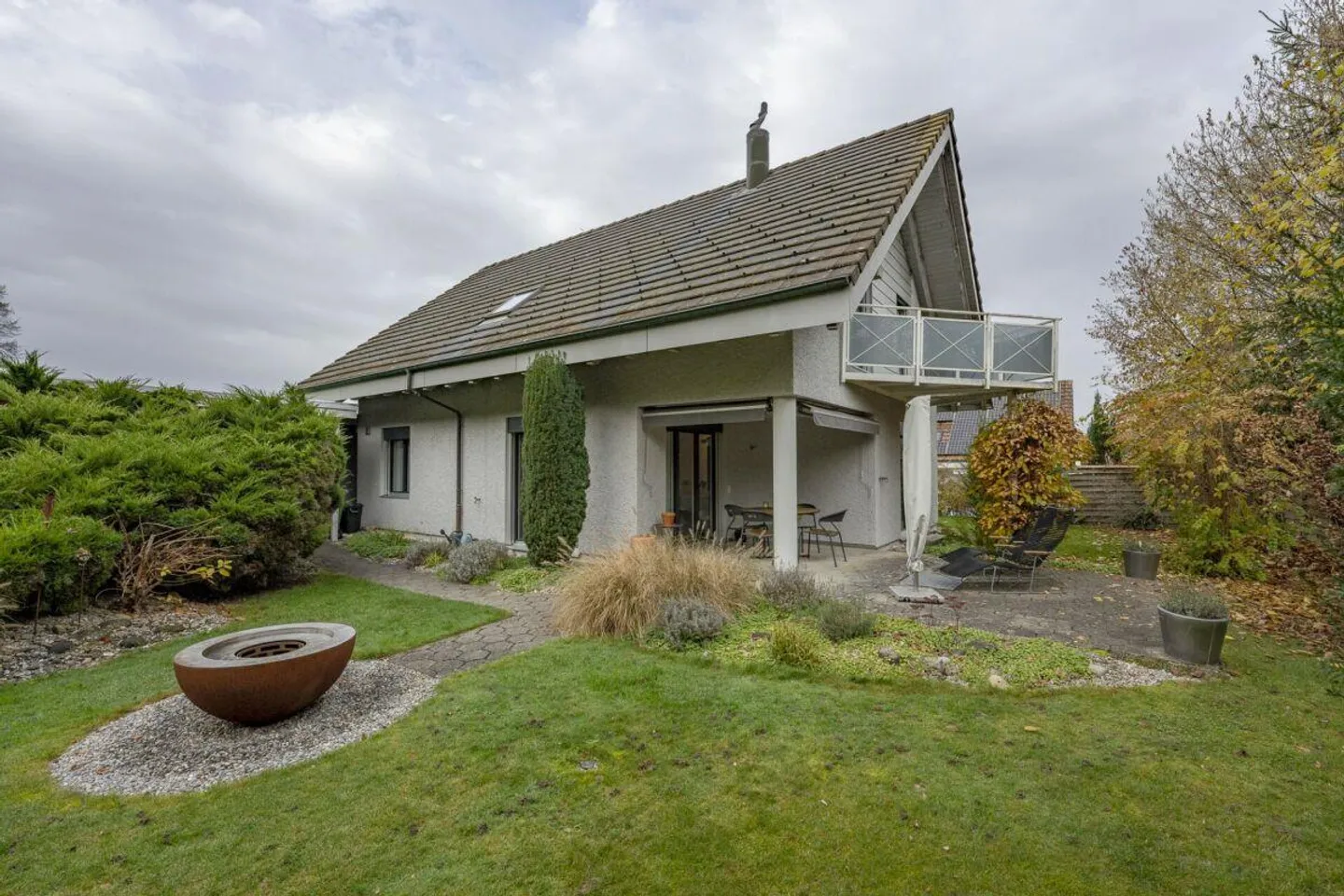 Maison individuelle indépendante dans la verdure avec beaucoup d'intimité - Photo 2 sur 13