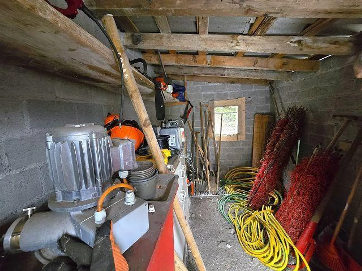 Three buildings in a secluded location with plenty of land ideal for animal husbandry - Photo 24 of 48