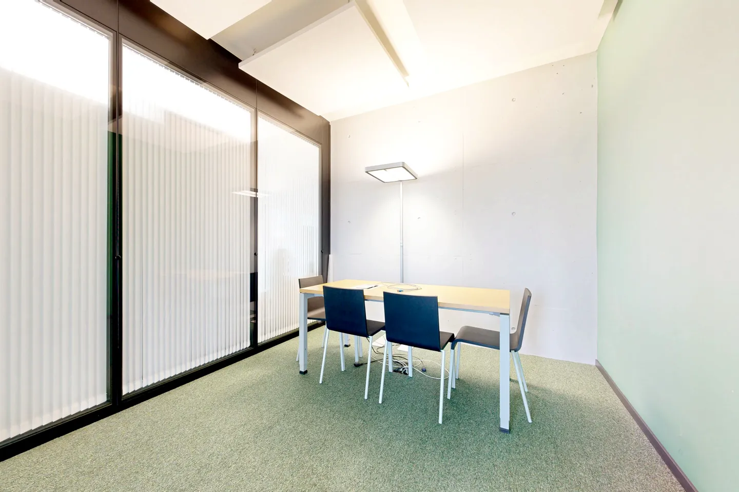 Entdecken Sie Büroflächen zur Miete im prestigeträchtigen Gebäude Grand-Pré 2B in Lausanne. - Foto 6 von 8