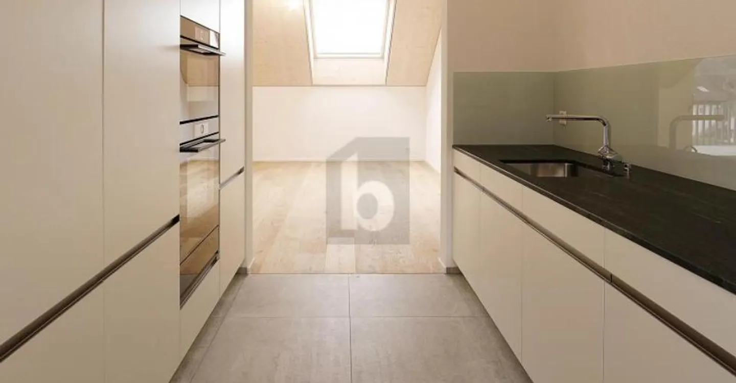 HIGH-QUALITY NEW BUILD IN SUNNY LOCATION! - Photo 4 of 6