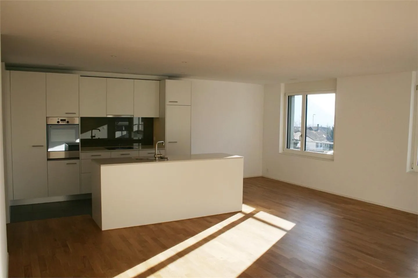 Helle 3.5-Zimmer-Wohnung in Schwyz - Foto 1 von 5