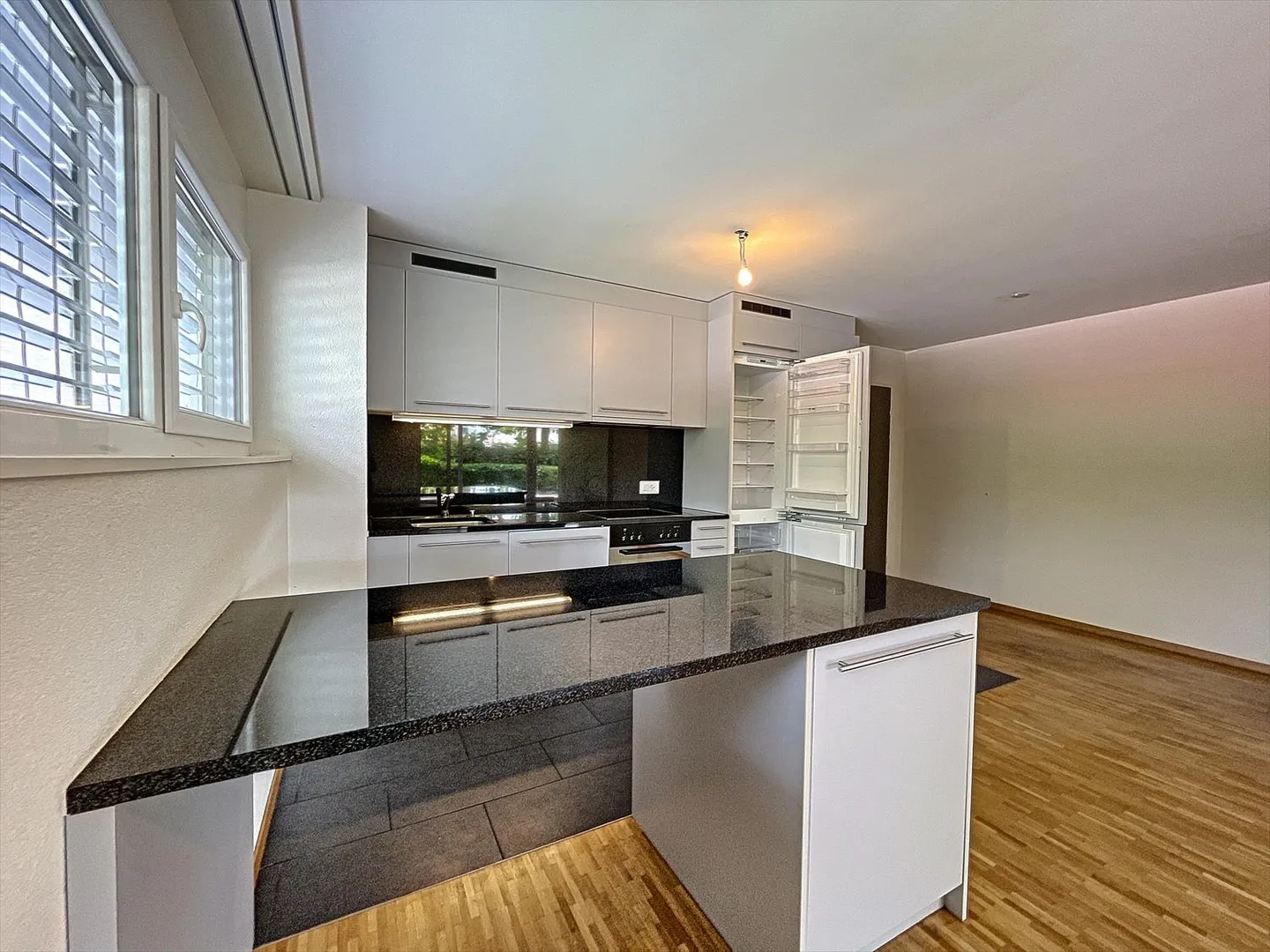 Appartamento 2.5 stanze - Foto 3 di 6