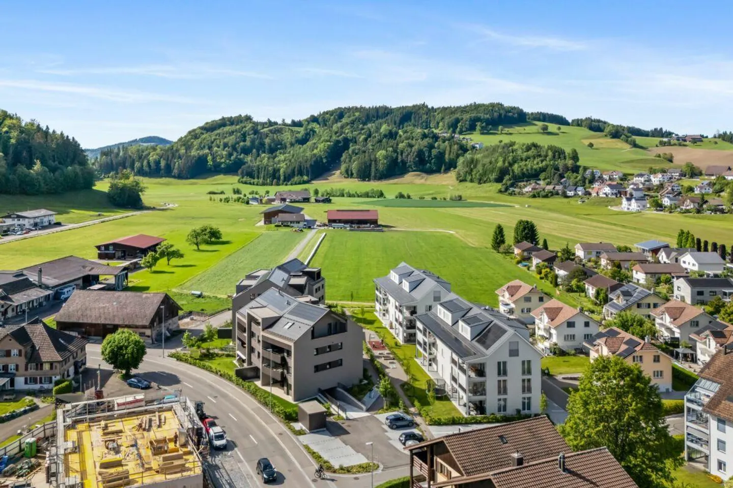Attractive condominiums in Dussliger Landsitz - Photo 2 of 20