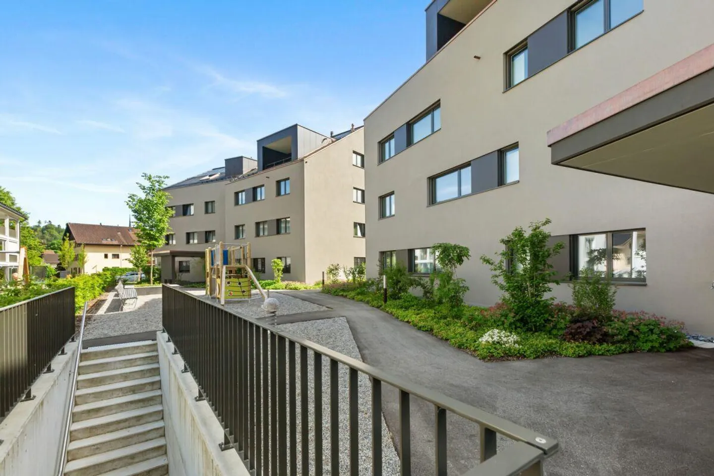 Attractive condominiums in Dussliger Landsitz - Photo 3 of 20