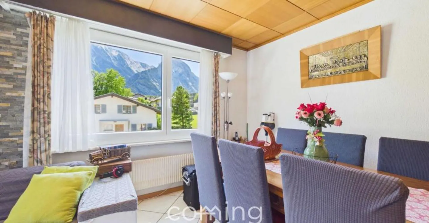 Balcony, Mountain Panorama and Plenty of Space - Family-Friendly 4.5-Room Apartment in Susten - Photo 8 of 11