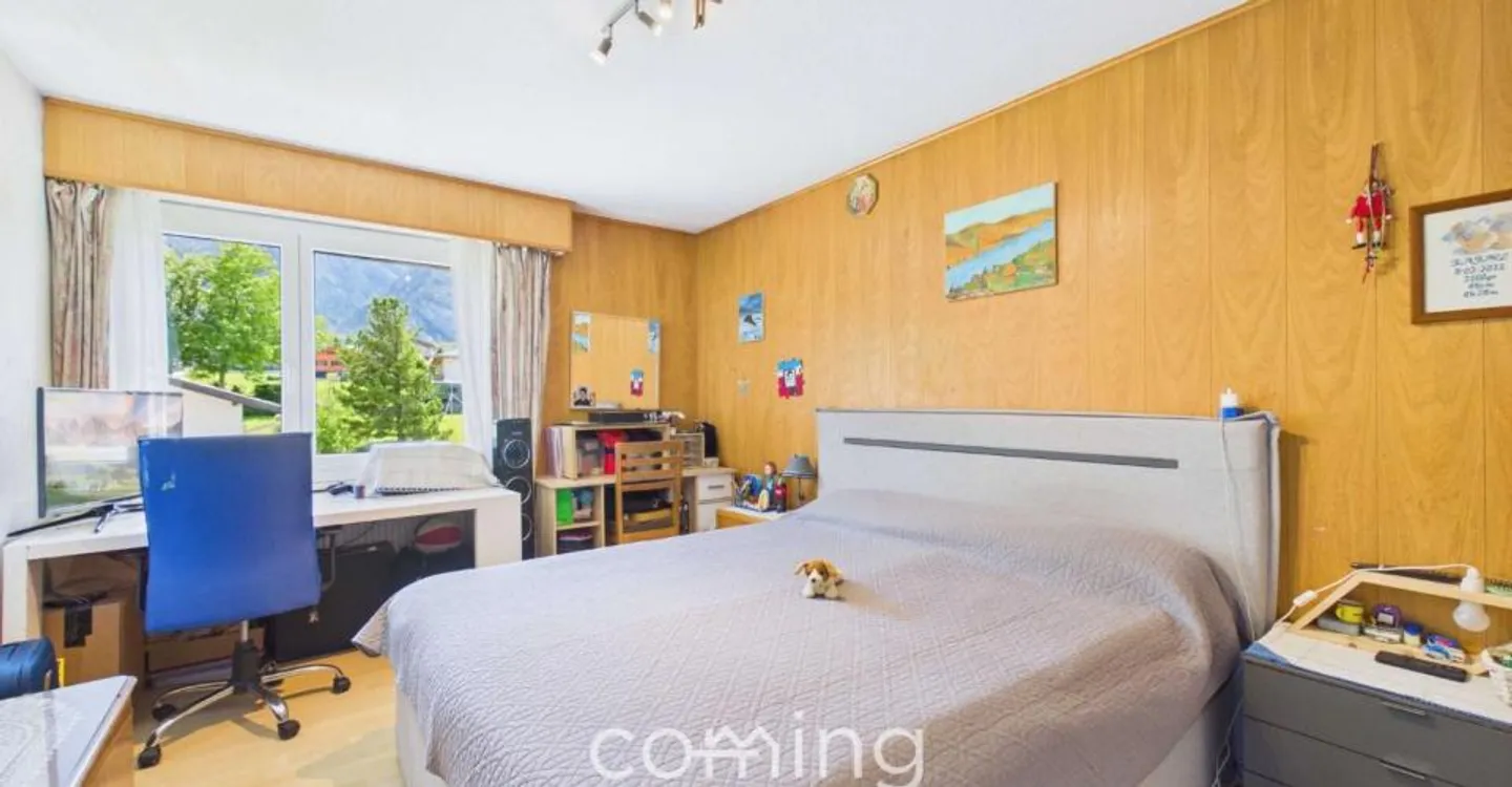 Balcony, Mountain Panorama and Plenty of Space - Family-Friendly 4.5-Room Apartment in Susten - Photo 9 of 11