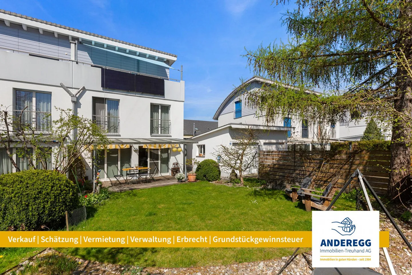 Charmantes Doppelhaus in Wiesendangen - Foto 1 von 13