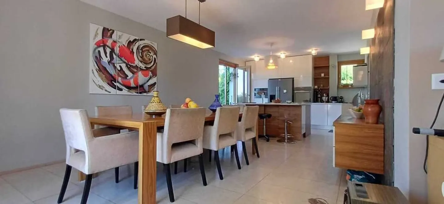 A rare gem. Individual house of 7.5 rooms for sale - Photo 8 of 13