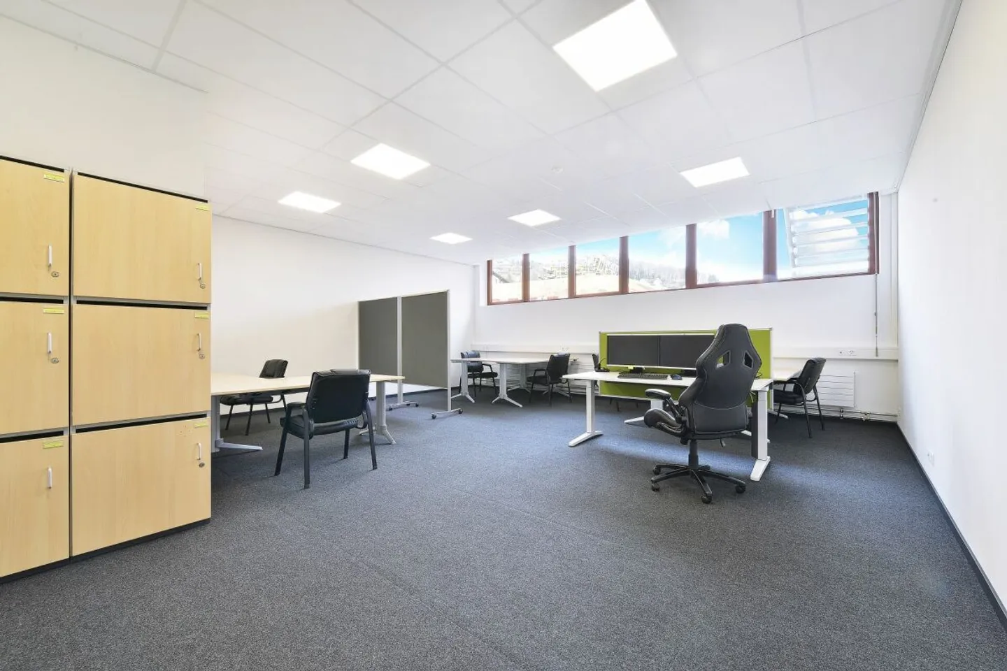 Private, Quiet Office with Co-Working Space Character - Photo 1 of 7