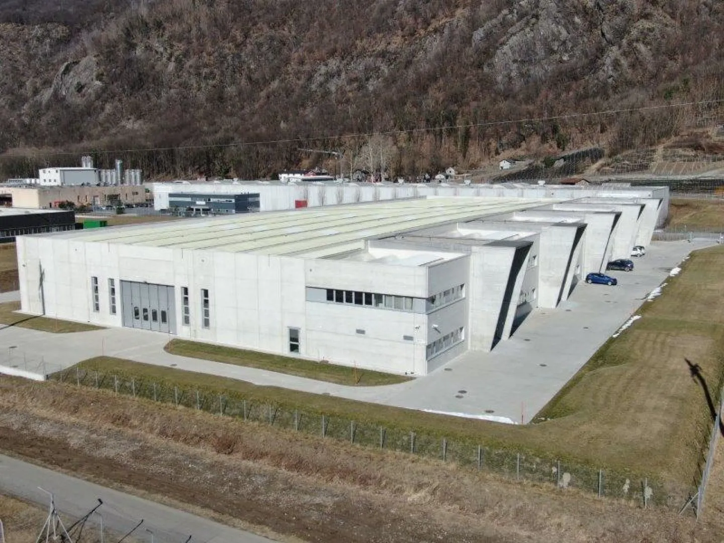 Modular Industrial Spaces - Photo 5 of 13