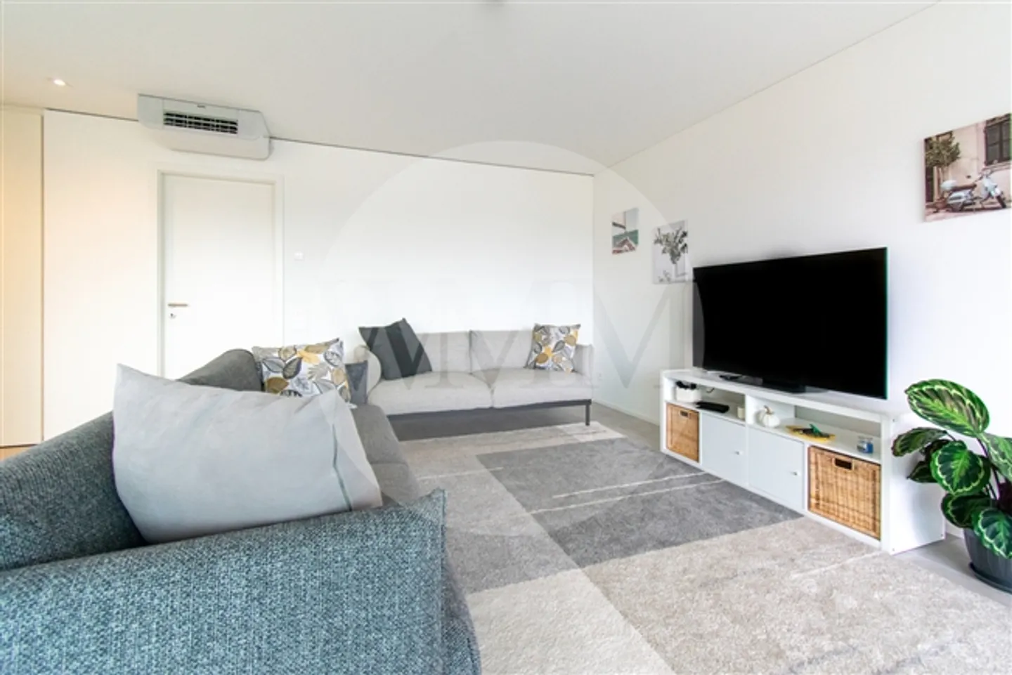 «MÖBLIERTE WOHNUNG MIT TERRASSE UND SCHÖNER AUSSICHT» - Foto 5 von 18