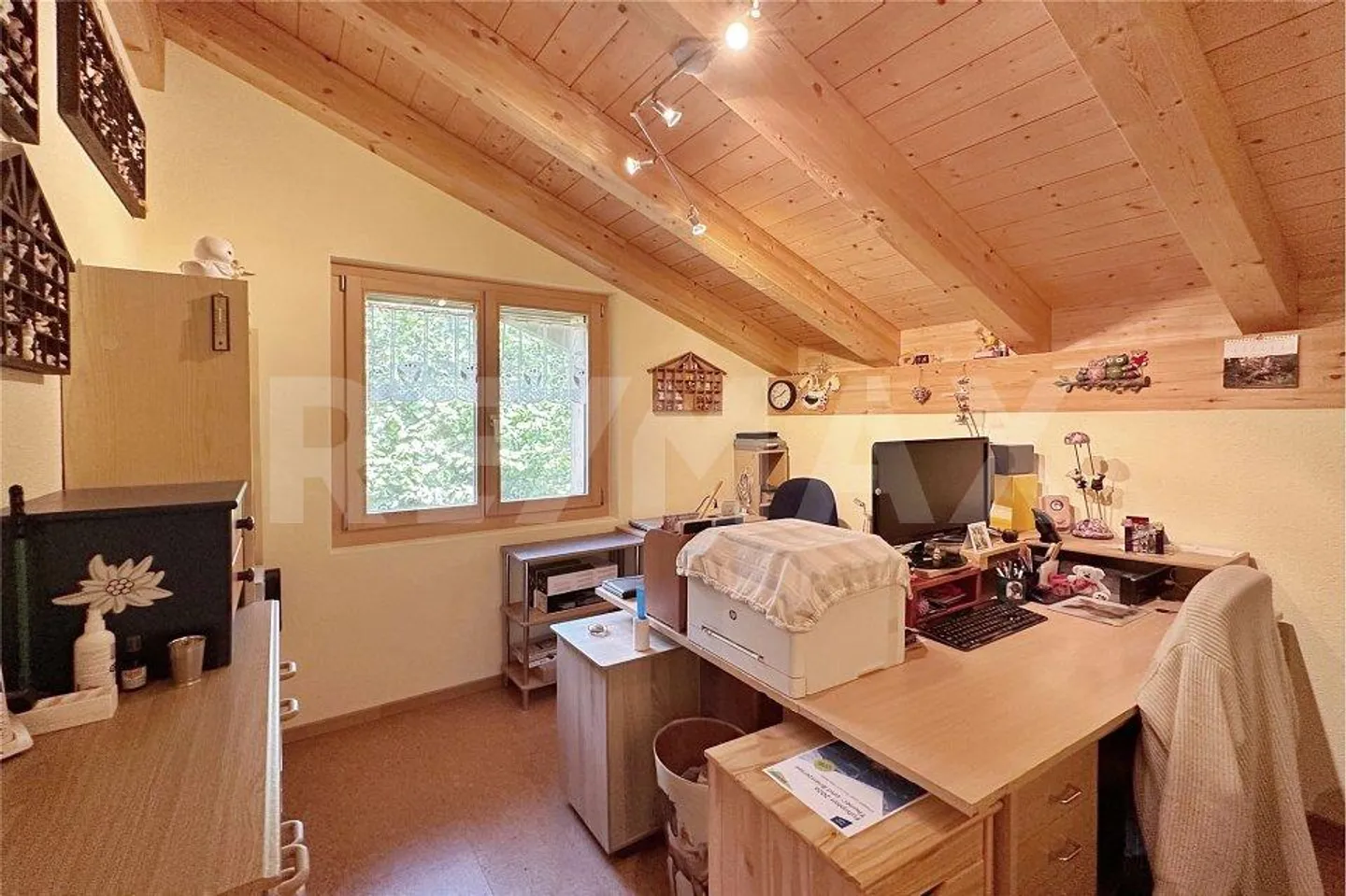 Viel Haus fürs Geld - 7½ Zimmer mit Nebengebäude, nur 17 km von Spiez - Foto 10 von 13