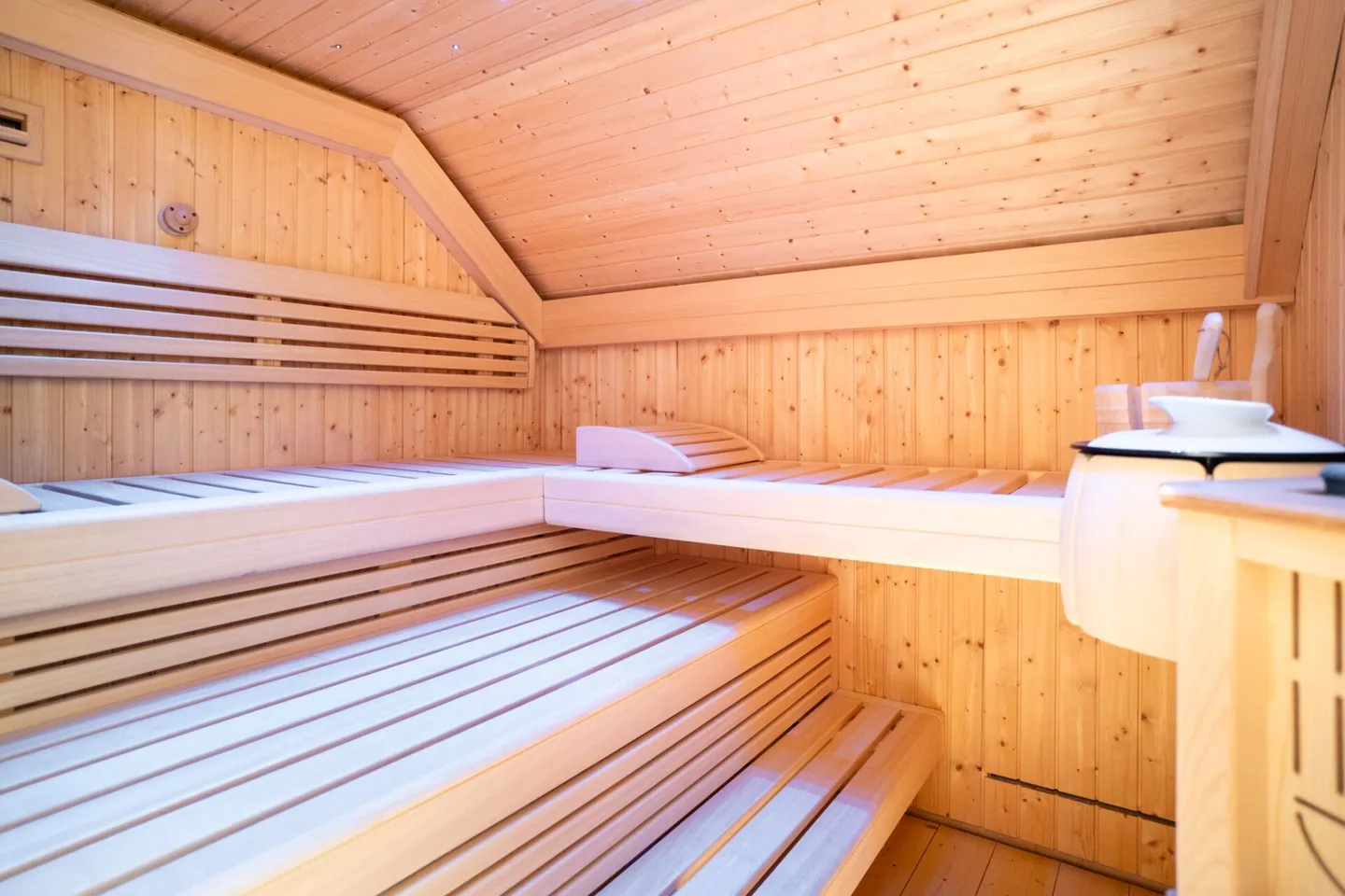 Charmantes Duplex mit Wellnessbereich - Foto 16 von 23