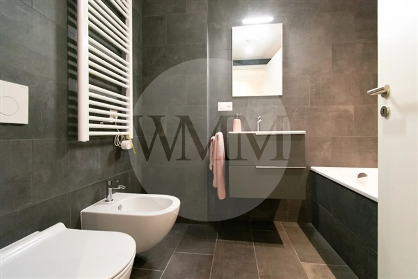 «MÖBLIERTE WOHNUNG MIT TERRASSE UND SCHÖNER AUSSICHT» - Foto 15 von 18