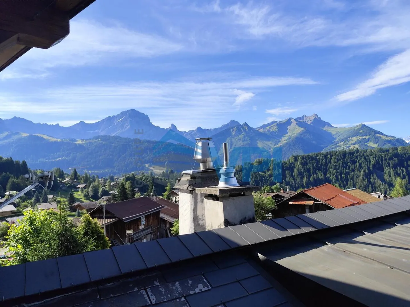 Less than 15 minutes walk from the center of Villars - Photo 8 of 9