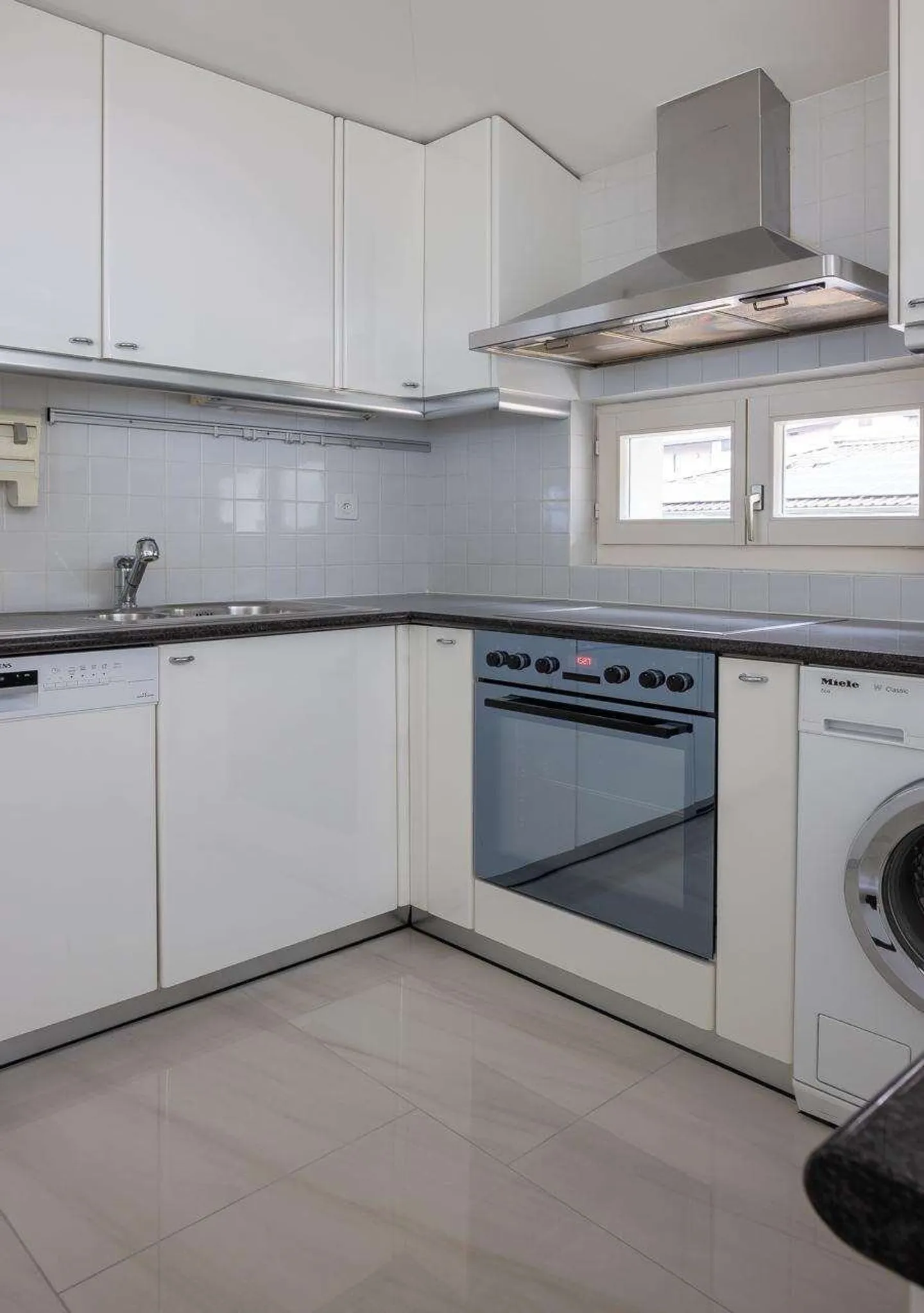 Duplex zur Miete in Melide mit Seeblick und großem Balkon - Foto 7 von 13