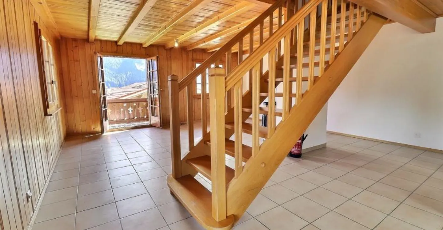 Pleasant duplex penthouse for sale in Château-d'Oex - Photo 4 of 12