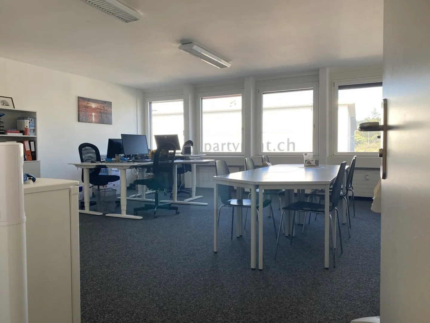 Belles et lumineuses surfaces de bureaux à Birsfelden - Photo 3 sur 8