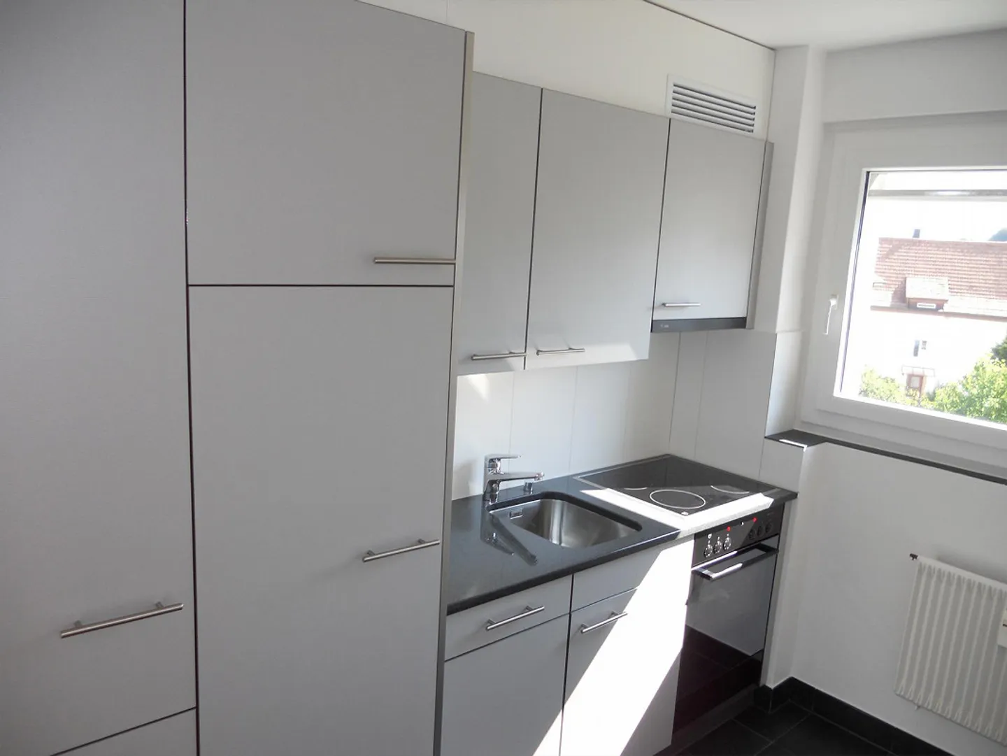 Appartamento luminoso di 3 stanze - Foto 2 di 9