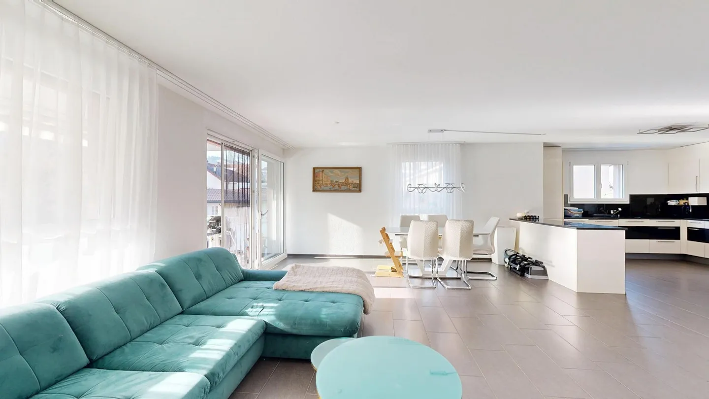 Charmante Wohnung mit Seesicht - Foto 1 von 14