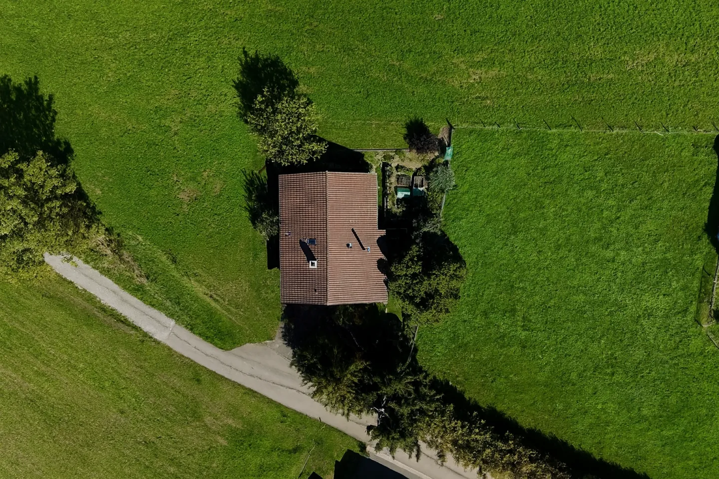 Un gioiello in campagna - Casa bifamiliare con giardino e vista fantastica - Foto 2 di 11